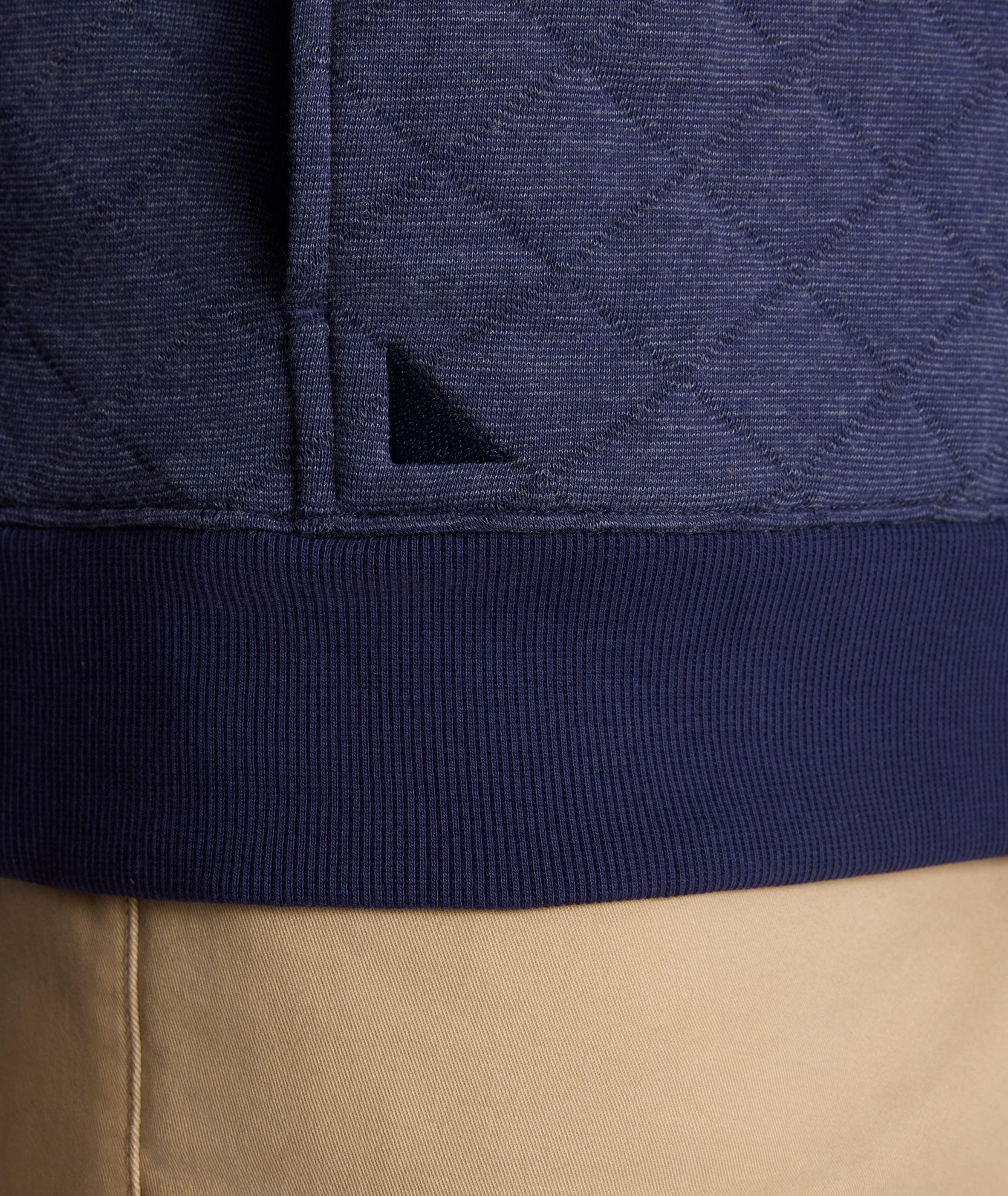 UNTUCKit Quilted Pullover Blue