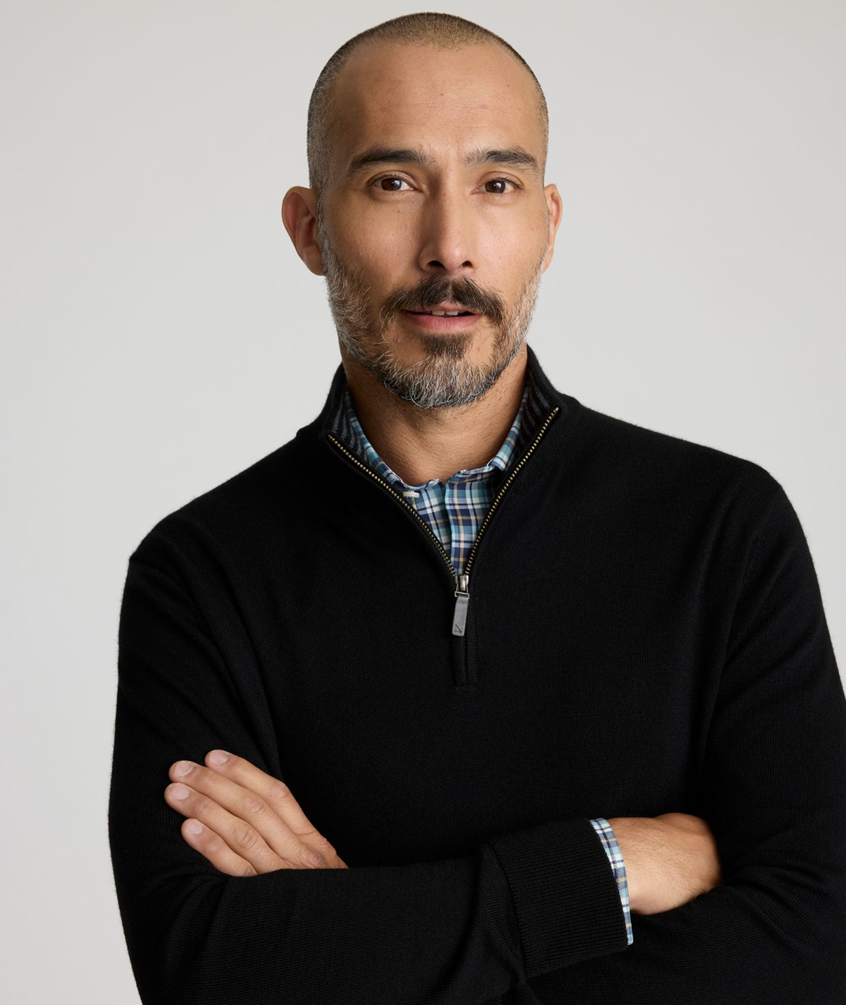 UNTUCKit Merino Wool Quarter-Zip Sweater Black