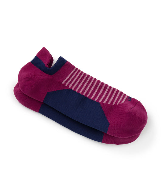 UNTUCKit No-Show Socks Maroon