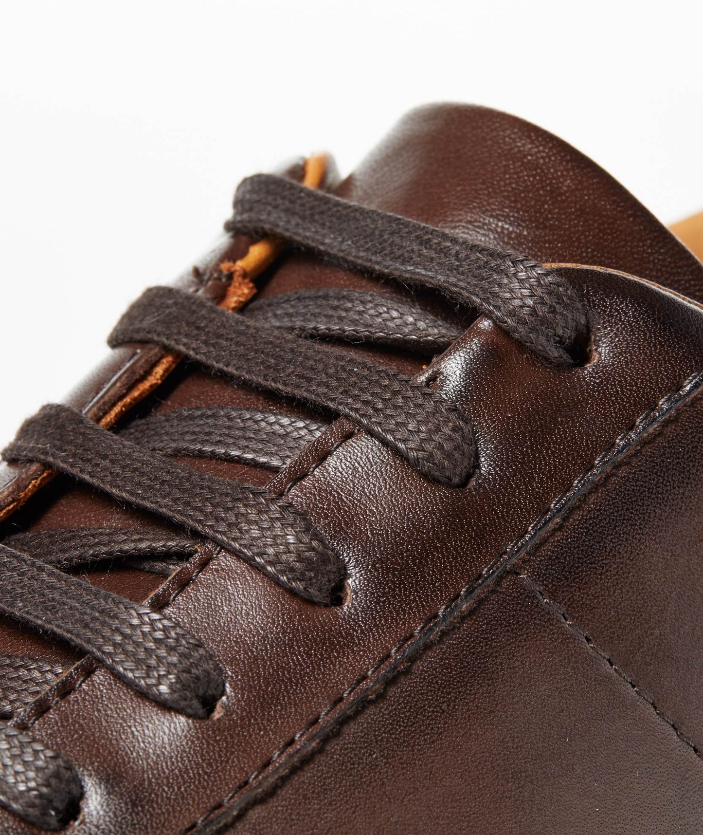 UNTUCKit Leather Lace-Up Sneakers Brown
