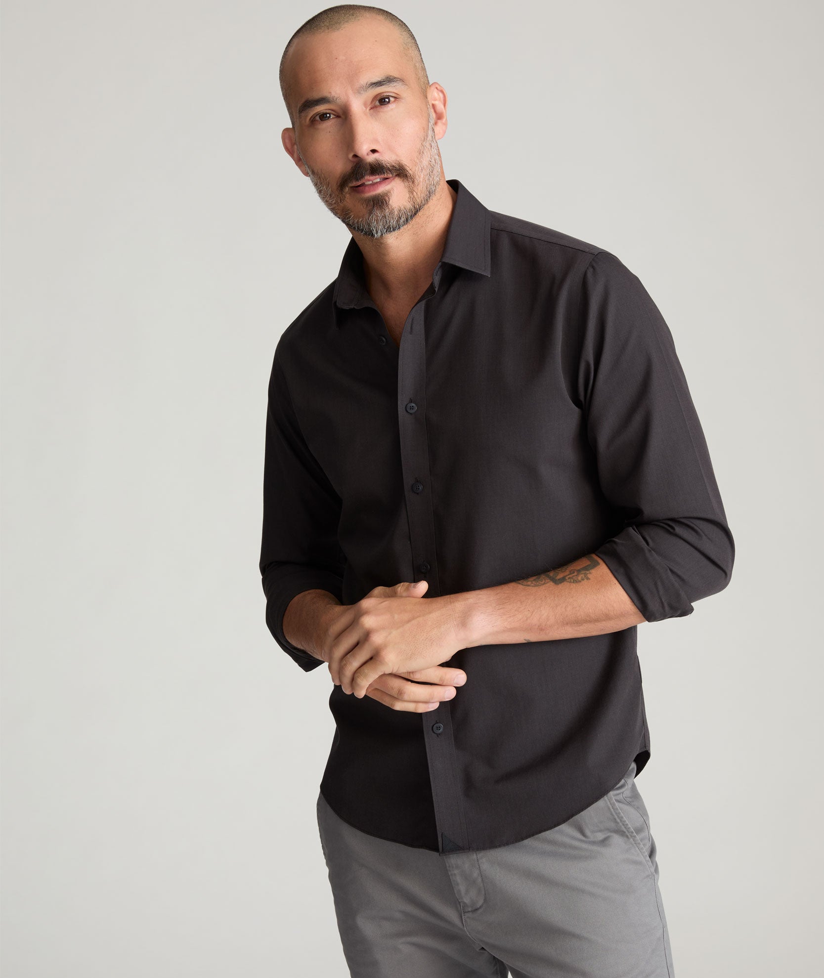 UNTUCKit Wrinkle-Free Black Stone Shirt Black