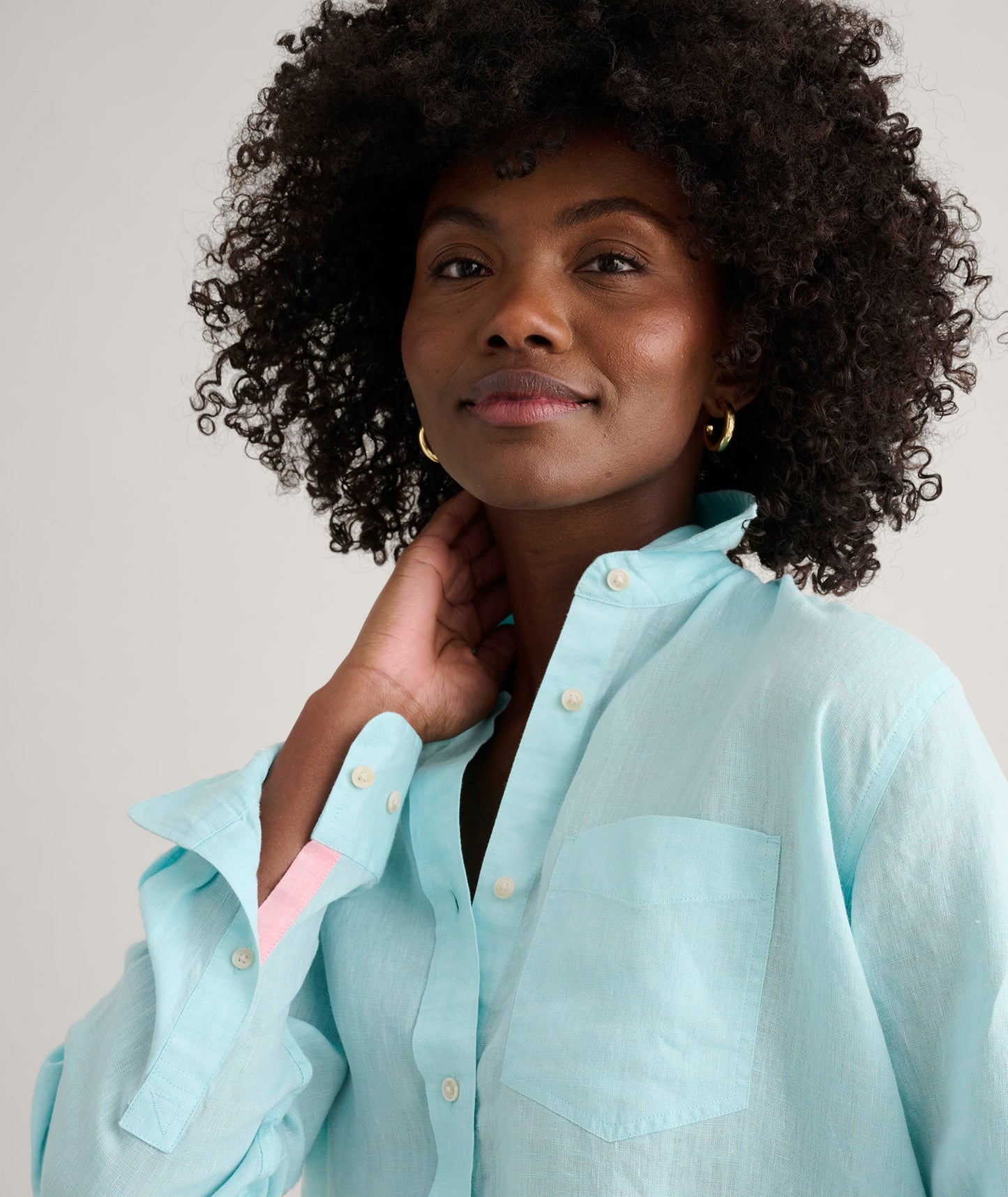 UNTUCKit Linen Relaxed Fit Melanie Shirt Blue