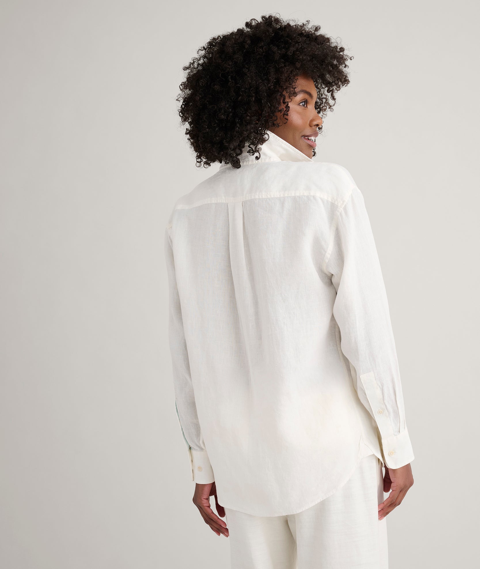UNTUCKit Linen Relaxed Fit Melanie Shirt White