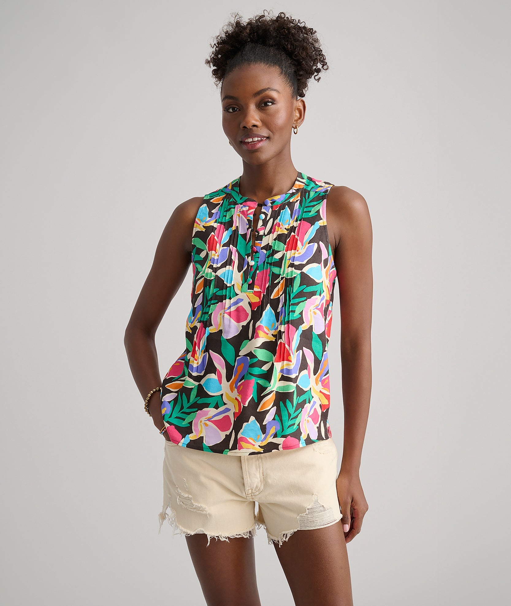 UNTUCKit Linen Blend Frida Shirt Black Jungle Print