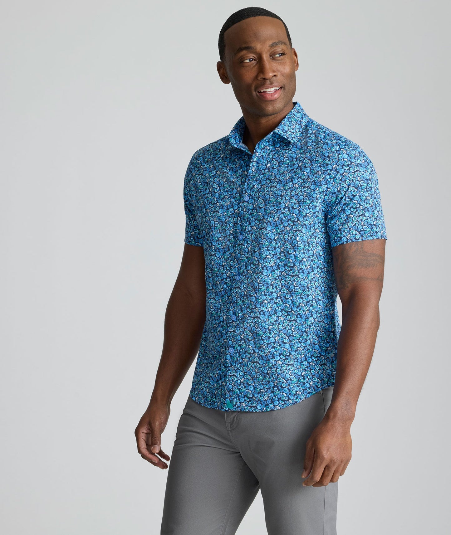 UNTUCKit Performance Short-Sleeve Zamora Shirt Navy