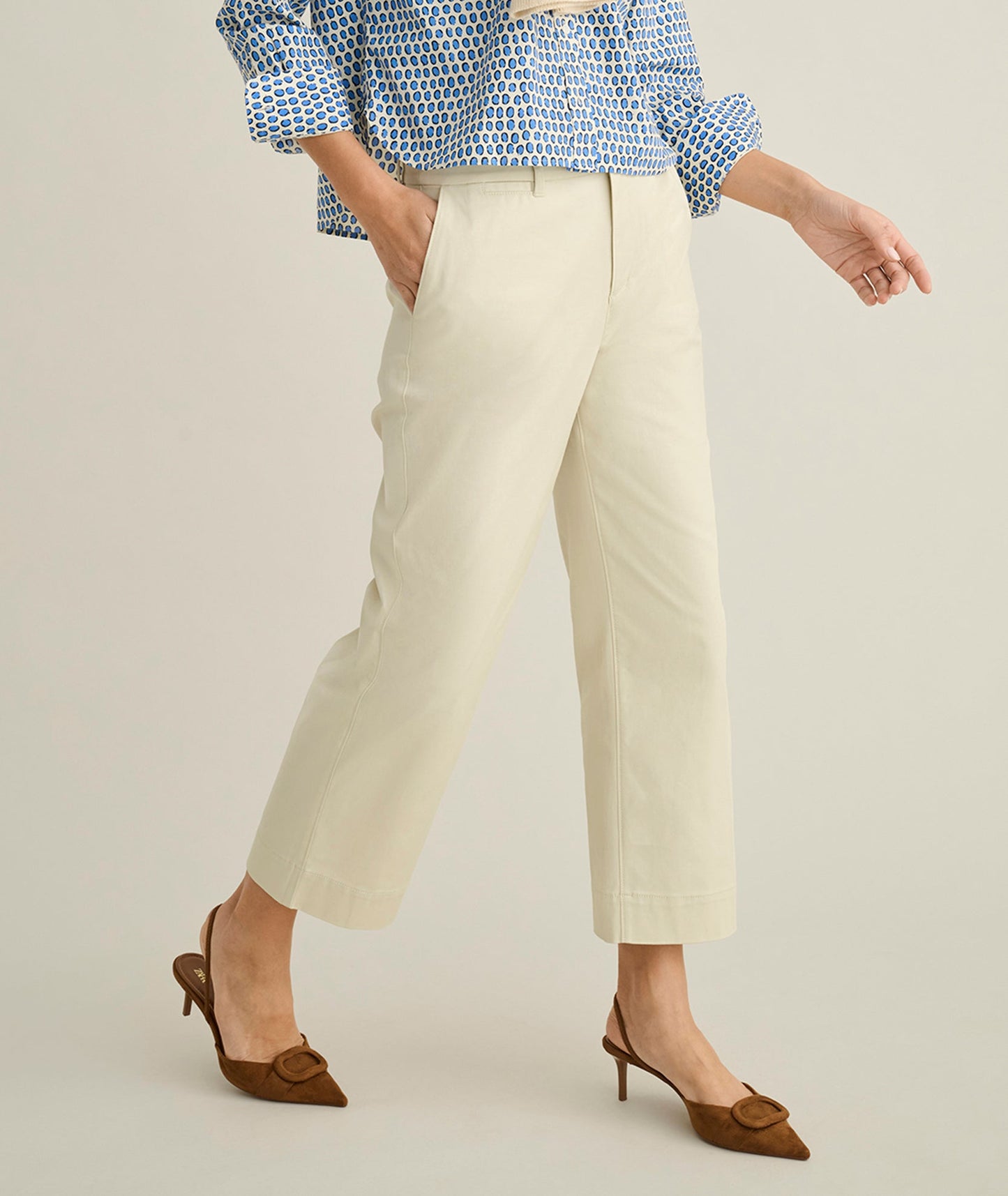 UNTUCKit Stretch Twill Ava Cropped Pant Sand