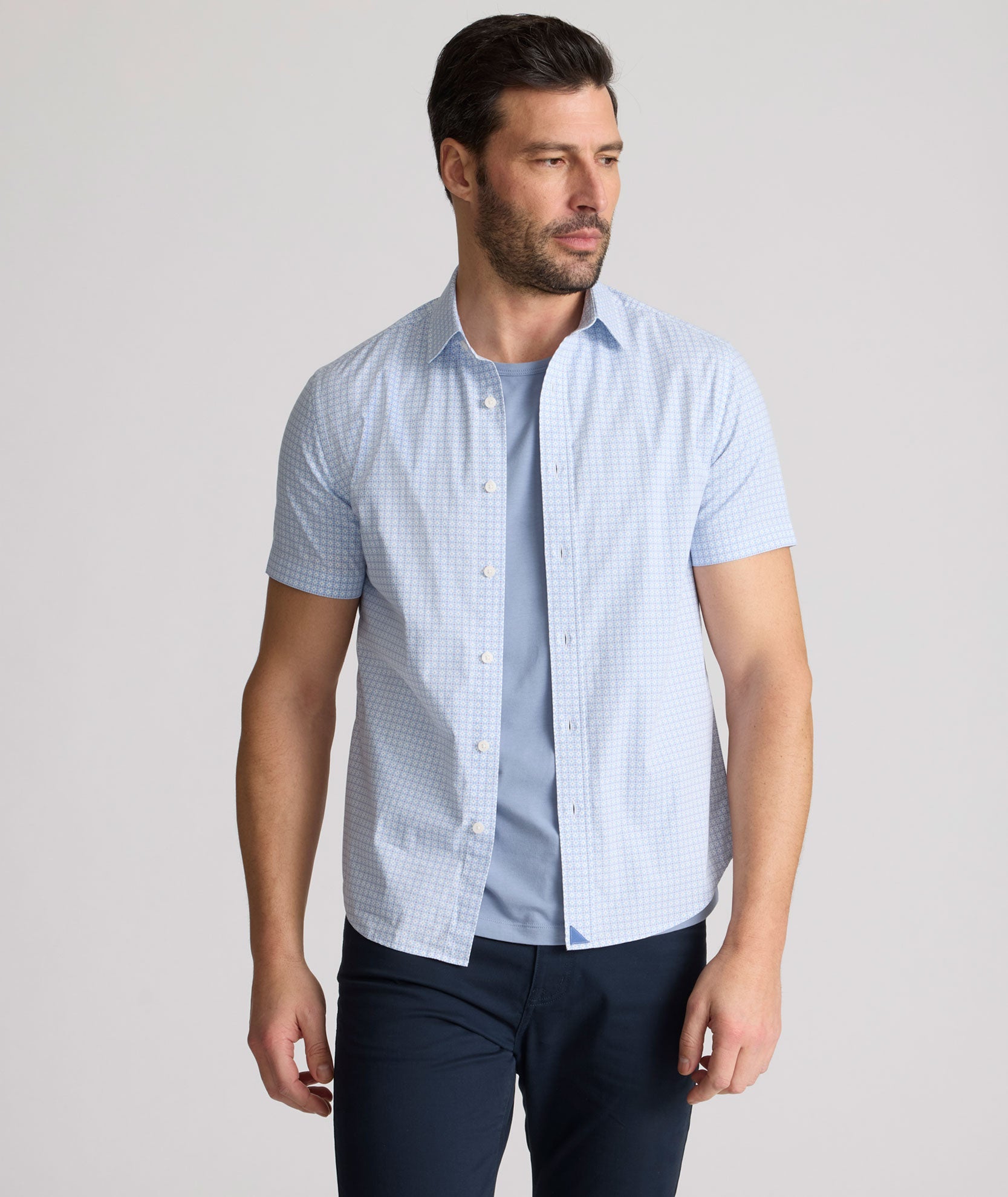 UNTUCKit Stretch Cotton Short-Sleeve Dunbar Shirt Blue & White Diamond Print | Fair Trade Certified