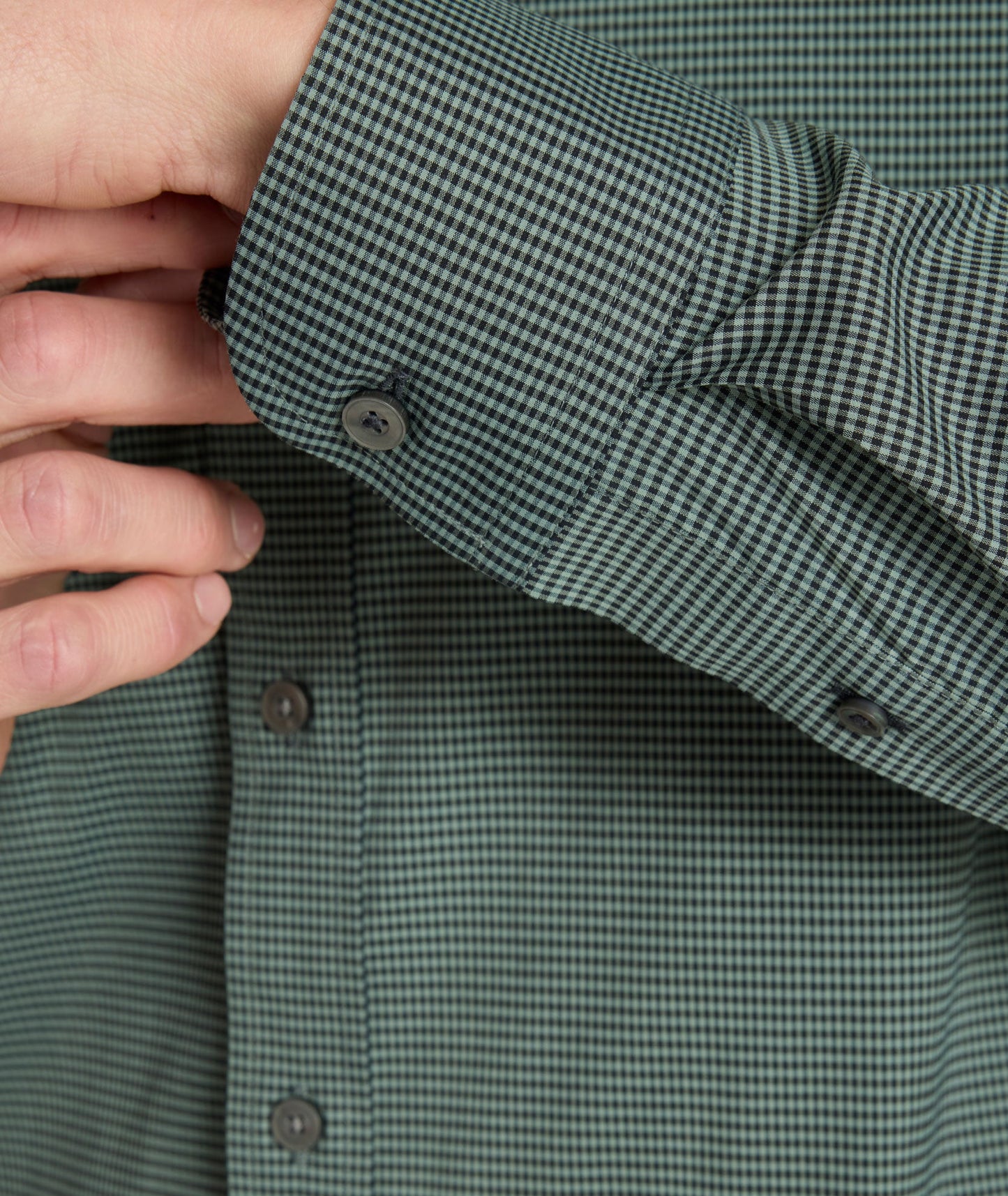 UNTUCKit CottonTek™ Brachetto Shirt Green & Black Plaid