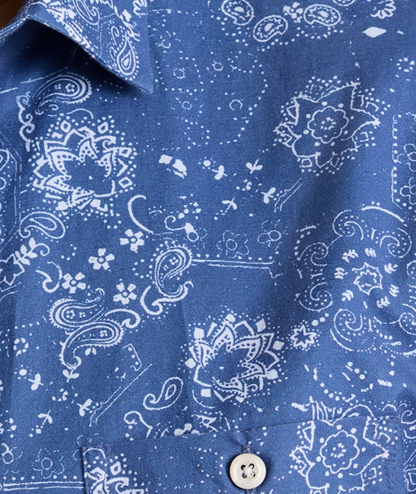 UNTUCKit Summerweight Short-Sleeve Monroe Shirt -FINAL SALE Navy Bandana Print