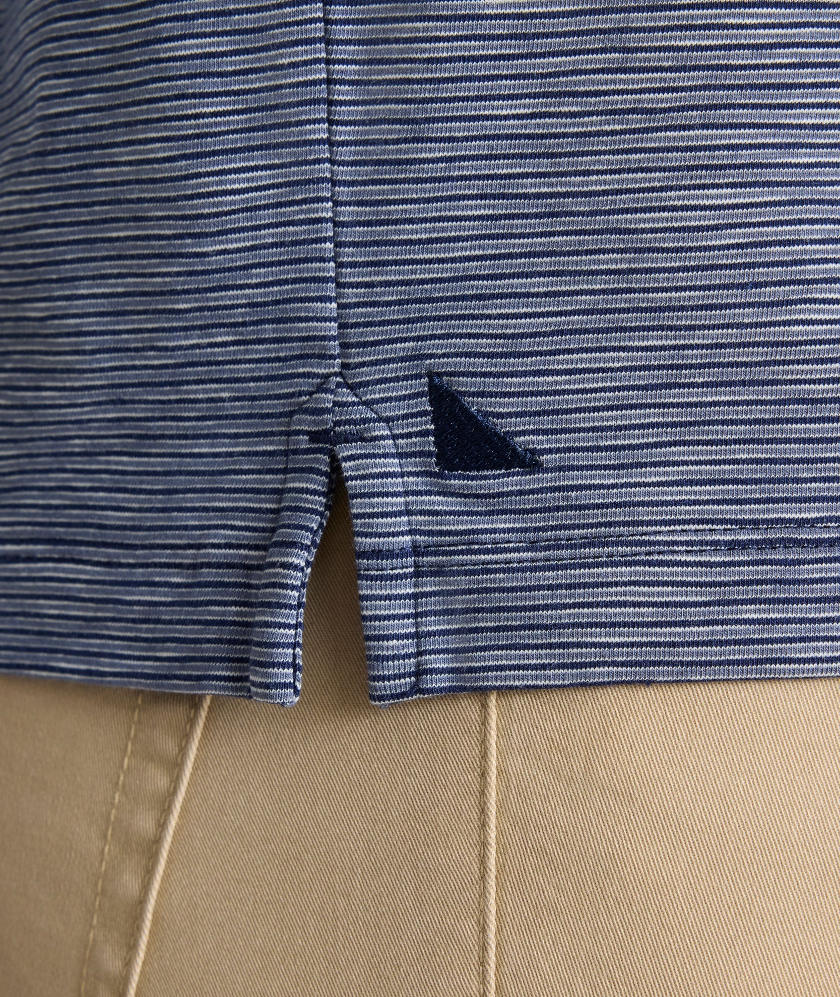 UNTUCKit Jersey Slub Short-Sleeve Henley Navy Stripe