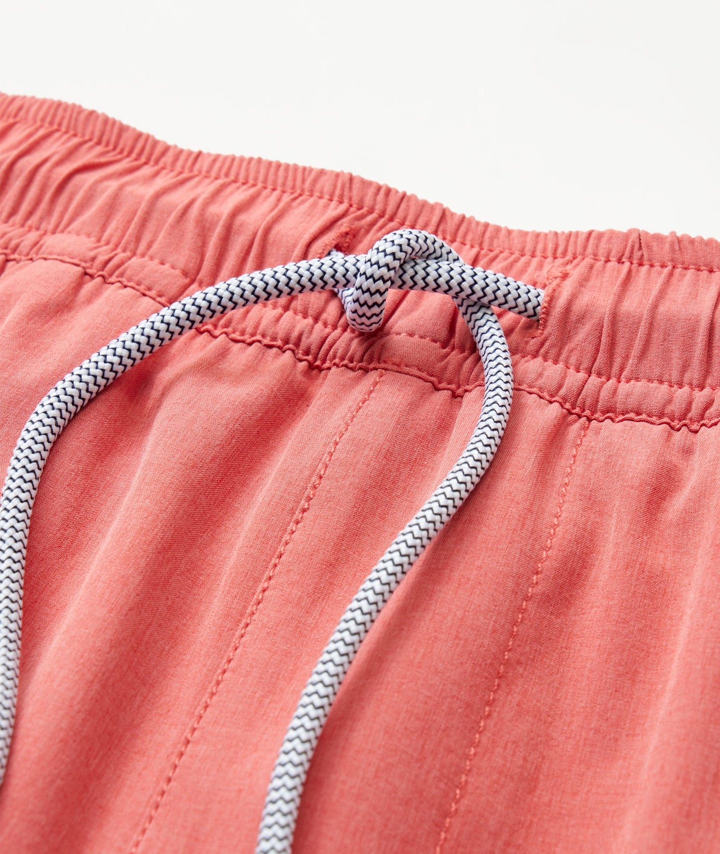 UNTUCKit Beyond Shorts Coral