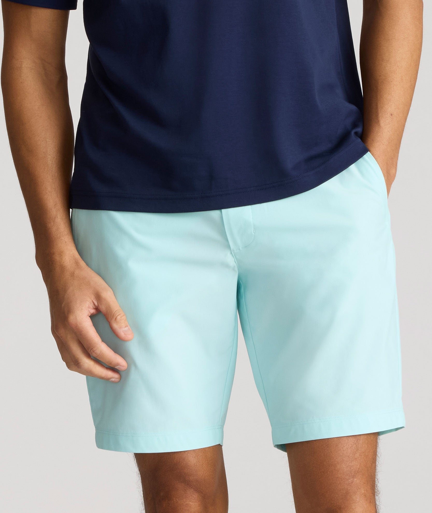 UNTUCKit 9" Traveler Tech Shorts Bright Blue