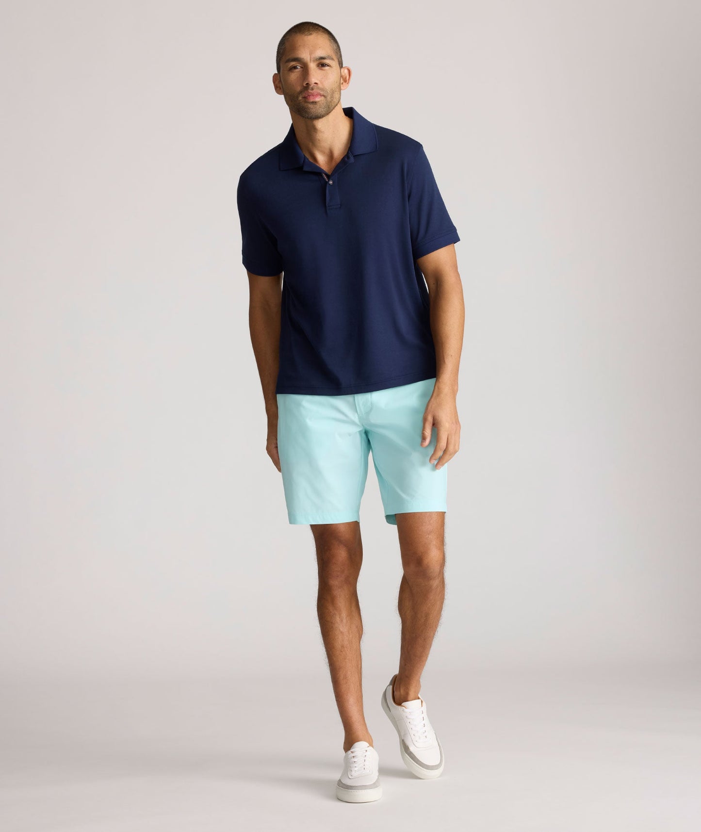 UNTUCKit 9" Traveler Tech Shorts Bright Blue