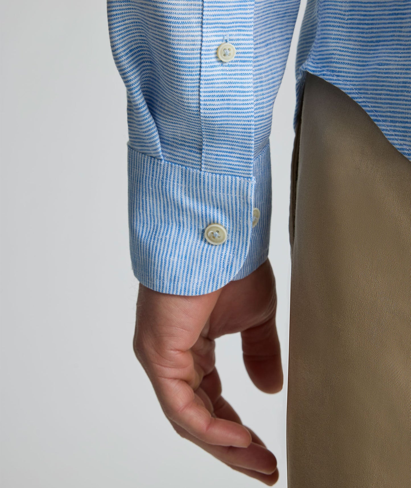 UNTUCKit Wrinkle-Resistant Linen Wildehart Shirt Blue